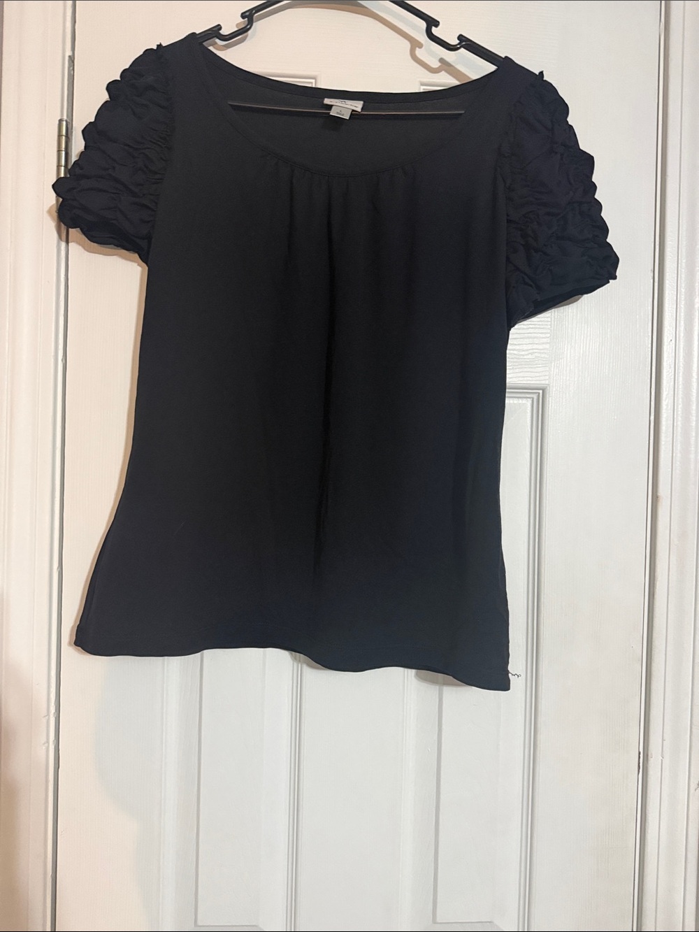 Worthington Black Short Sleeve Ruched-Sleeve Scoop Neck Top